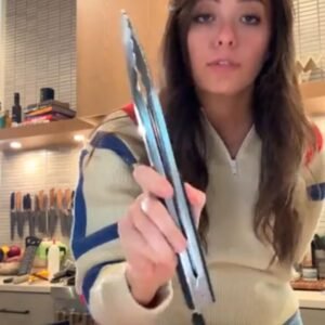 Read more about the article Grip & Serve: Stainless Steel Kitchen Tongs