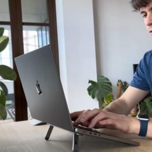 Read more about the article Ultra-Portable Ergonomics: Laptop Stand
